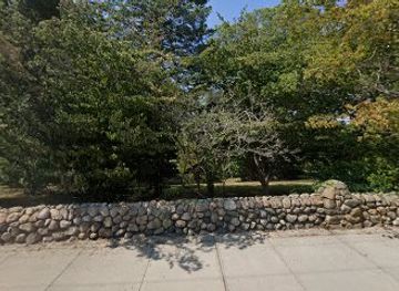 rhode-island/westerly/landmark/the-runaway-bunny-statue