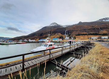 iceland/seydisfjordur/landmark/hafen-von-seyoisfjorour