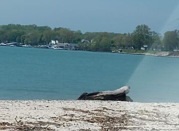 ohio/lake-erie-islands/landmark/kelleys-island-state-park