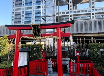 japan/tokyo/odaiba/landmark/aqua-city-odaiba-shrine