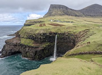 faroe-islands/vagar-island/landmark/gasadalsgarour
