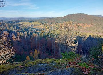 czechia/sumava-national-park/landmark/castle-ruins-kunzvart