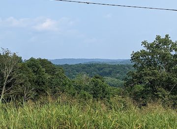 indiana/patoka-lake/landmark/wyandotte-caves