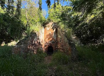 puerto-rico/manati/landmark/ruinas-del-horno-de-cal