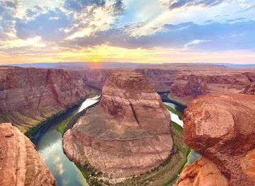 arizona/page/landmark/page-lake-powell-hub