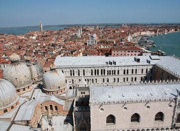 italy/venice/landmark/national-archeological-museum