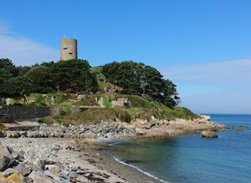 guernsey/sark/landmark/fort-saumarez