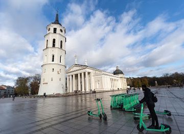 lithuania/zemaitija-national-park/landmark/cathedral-square