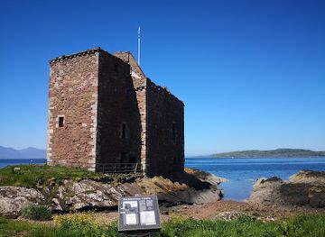 united-kingdom/ayrshire/landmark/portencross-castle