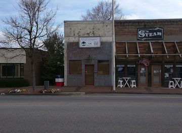 arkansas/springdale/landmark/buck-s-emma-ave-bar-tap