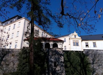 czechia/olomouc/landmark/sochy-herkulu