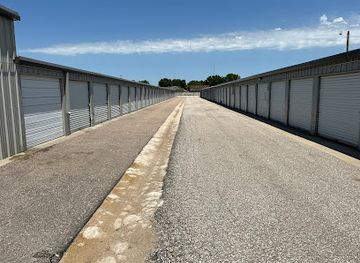 nebraska/grand-island/landmark/lockbox-storage-grand-island