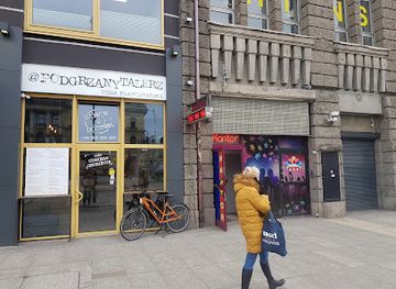 poland/szczecin-lagoon/landmark/podgrzany-talerz