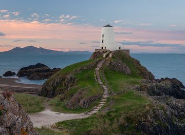 united-kingdom/merionethshire/landmark/goleudy-twr-mawr