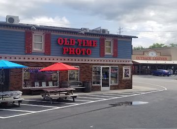 tennessee/pigeon-forge/landmark/old-time-photos