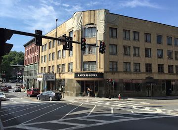 vermont/brattleboro/landmark/latchis-theatre