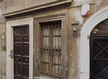 italy/rome/historic-centre/landmark/colosseum