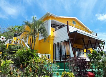 saint-vincent-and-the-grenadines/bequia/landmark/the-lookout-villa-apartments