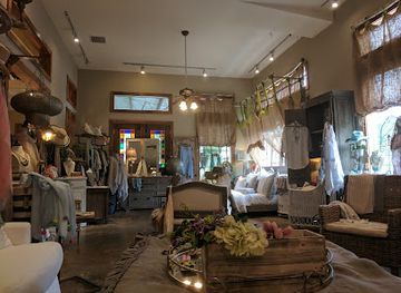 alabama/fairhope/landmark/green-gates-market