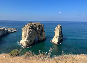 lebanon/chouf-district/landmark/rawsha