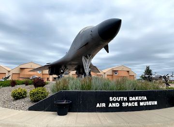 south-dakota/badlands/landmark/south-dakota-air-and-space-museum