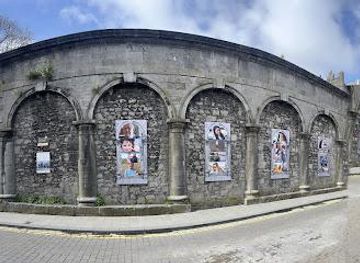 ireland/limerick/landmark/the-exchange-wall