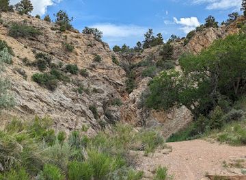 utah/cedar-city/landmark/squaw-cavern