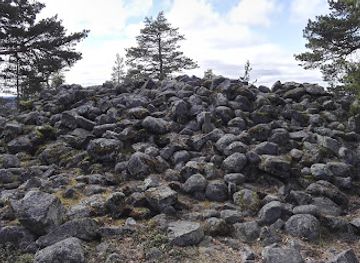 finland/savo/landmark/viitankruunu-ancient-burial-mound