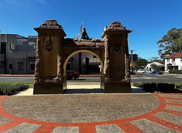 australia/illawarra/landmark/wollongong-cenotaph