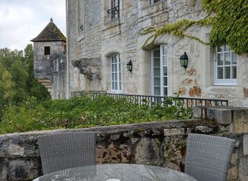 france/bordeaux-wine-region/landmark/wine-gourmet-tours-in-bordeaux-france