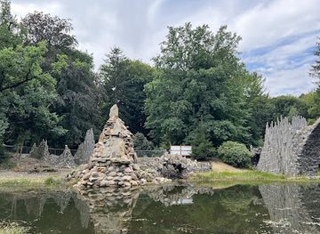 germany/lusatia/landmark/azalea-and-rhododendron-park-kromlau