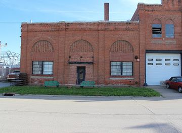 kansas/topeka/landmark/warehouse-414