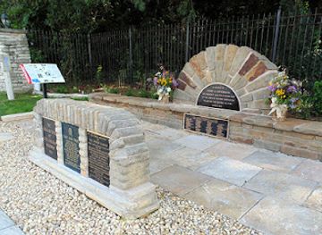 indiana/northwest-indiana/landmark/the-ideal-section-of-the-lincoln-highway-monument