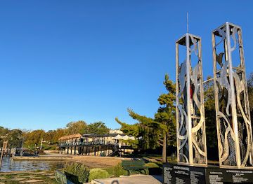 illinois/central-illinois/landmark/decatur-9-11-memorial