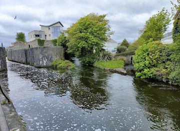 ireland/salthill/landmark/the-latin-quarter