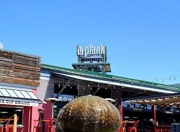 california/oakland/landmark/jack-london-square