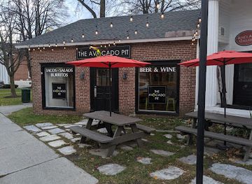 vermont/bennington/landmark/bennington-avocado-pit