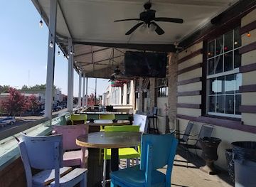 mississippi/starkville/landmark/hobie-s-on-main