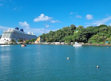 saint-lucia/jalousie-beach/landmark/constitution-park