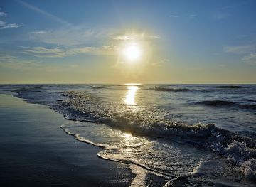 virginia/assateague-island-national-seashore/landmark/toms-cove-visitor-center