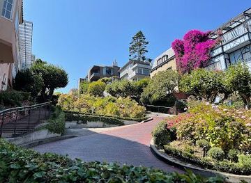 california/castro-valley/landmark/lombard-st