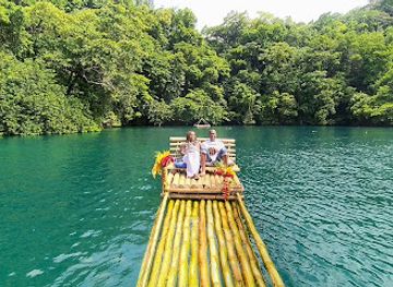 jamaica/port-antonio/landmark/blue-lagoon-tour-with-illis