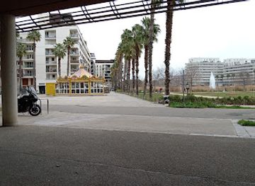 france/montpellier/port-marianne/landmark/place-de-phocee