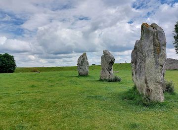 united-kingdom/wiltshire/attraction/avebury-2