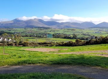 ireland/mourne-mountains/landmark/the-peace-maze