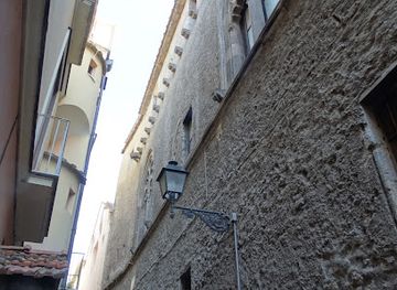 italy/irpinia/landmark/palazzo-correale