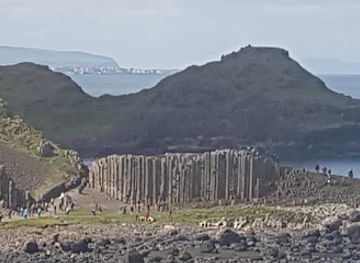 ireland/giant-s-causeway/landmark/shepherd-s-steps