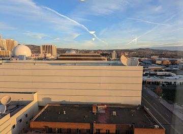nevada/reno/riverwalk-district/landmark/mizpah-hotel-memorial