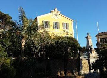 belgium/tournai/landmark/grand-place-22