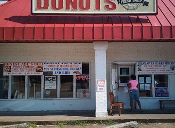 mississippi/greenwood/landmark/honest-abe-s-donuts